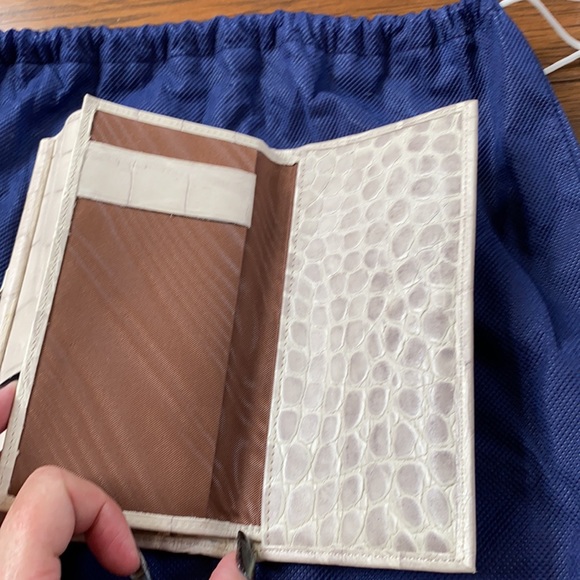 Authentic Dooney & Burke purse and matching wallet - Picture 8 of 15